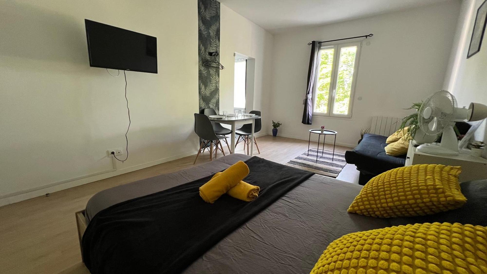 Studios Cozy 2A4 Pers Avec Jardin I Proche Futuroscope Chatellerault Exterior photo