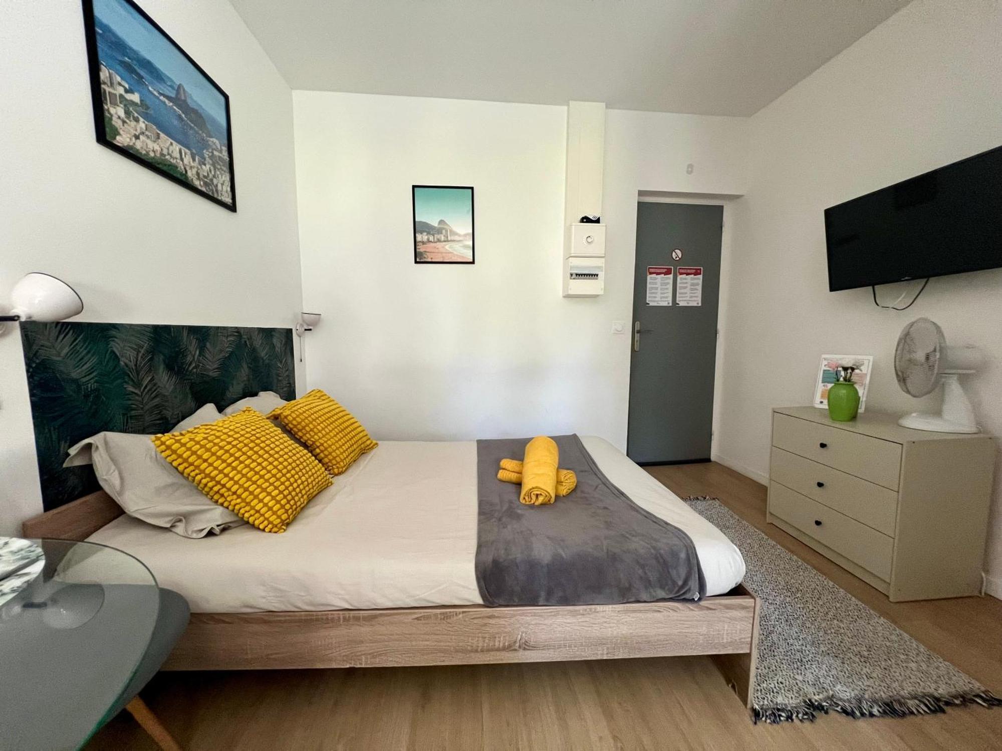 Studios Cozy 2A4 Pers Avec Jardin I Proche Futuroscope Chatellerault Exterior photo
